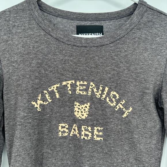 Kittenish Shirt Womens Medium Gray Long Sleeve Crop Top Kittenish Babe Graphic - Picture 2 of 9